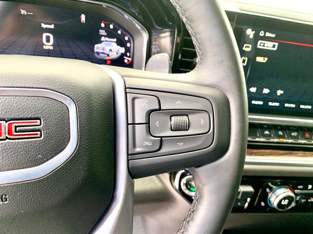 Used 2024 White GMC Elevation image 33
