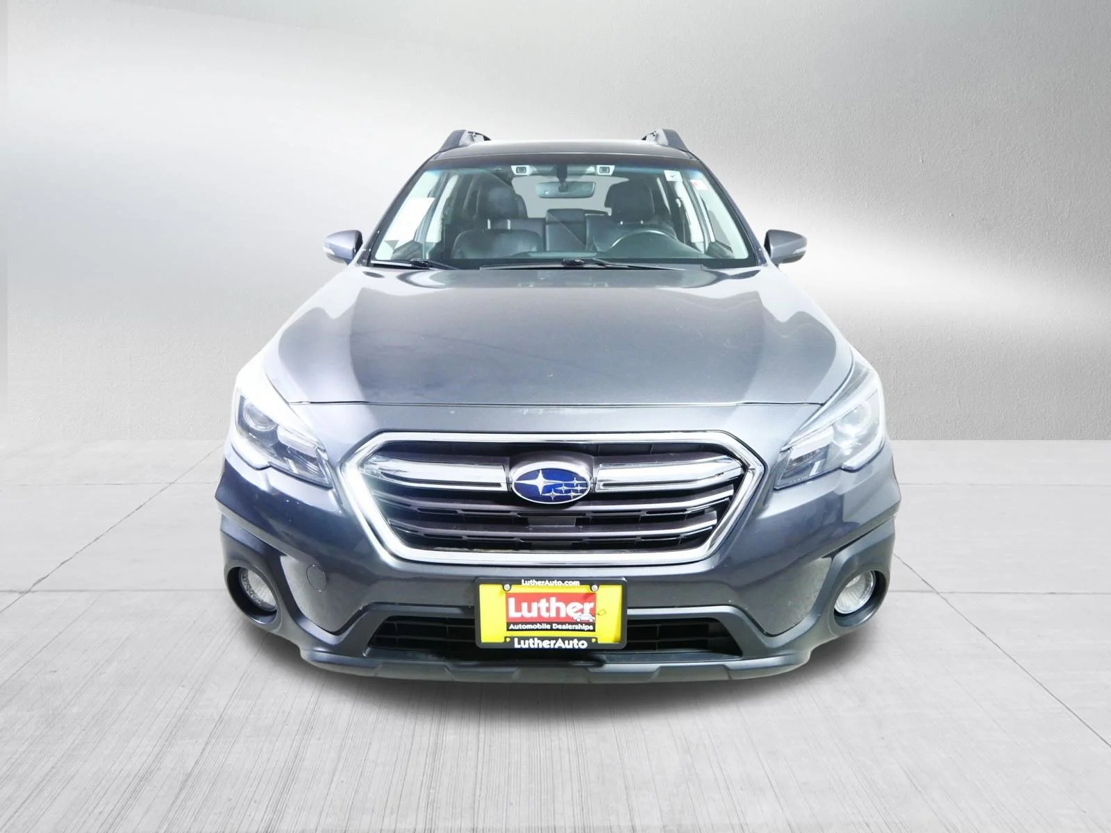Used 2019 Magnetite Gray Metallic Subaru Limited image 2