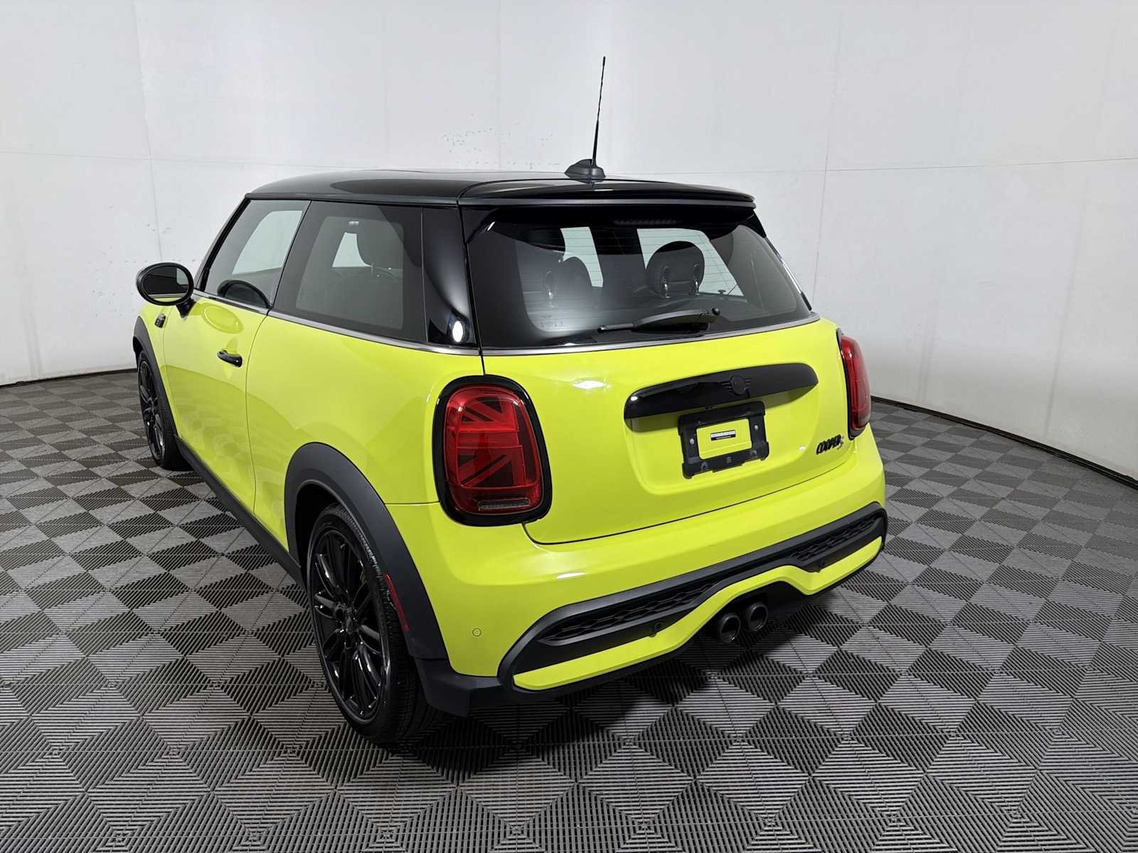Used 2024 Zesty Yellow MINI Cooper S image 5