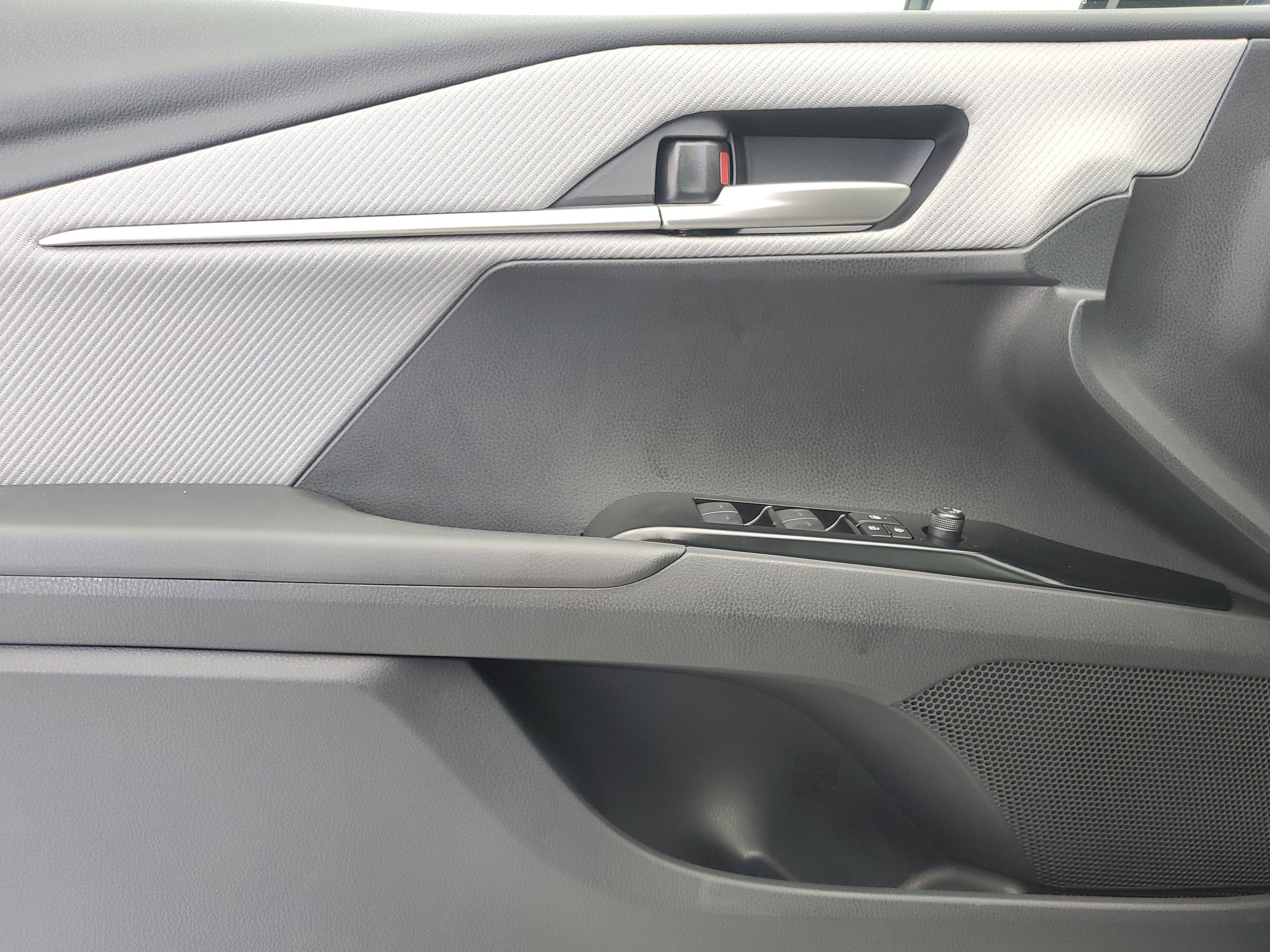 New 2026 Underground Toyota  SE image 20