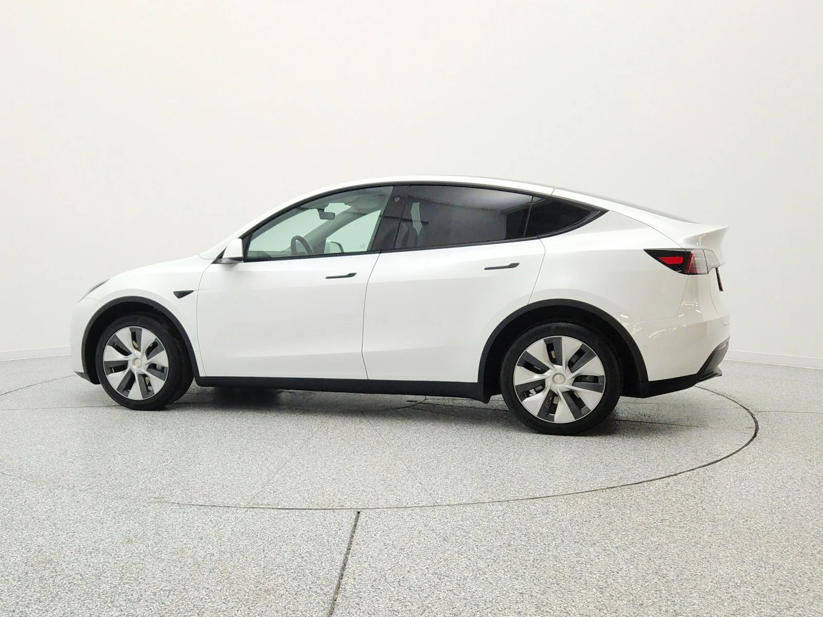 Used 2022 Pearl White Multi-Coat Tesla Long Range AWD image 8