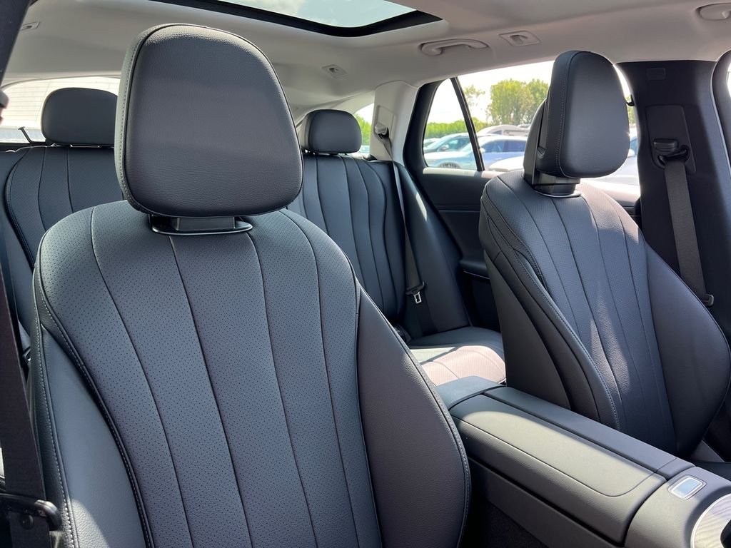 New 2026 Obsidian Black Metallic Mercedes-Benz E 450 image 28