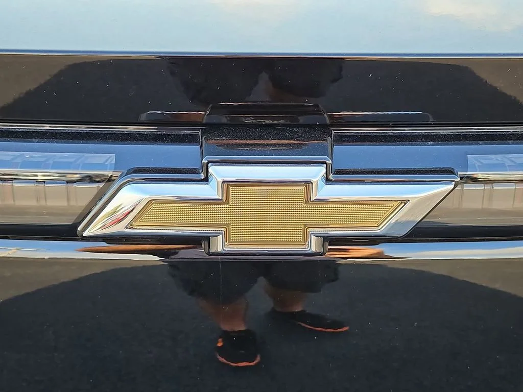 New 2026 Black Chevrolet LT image 22