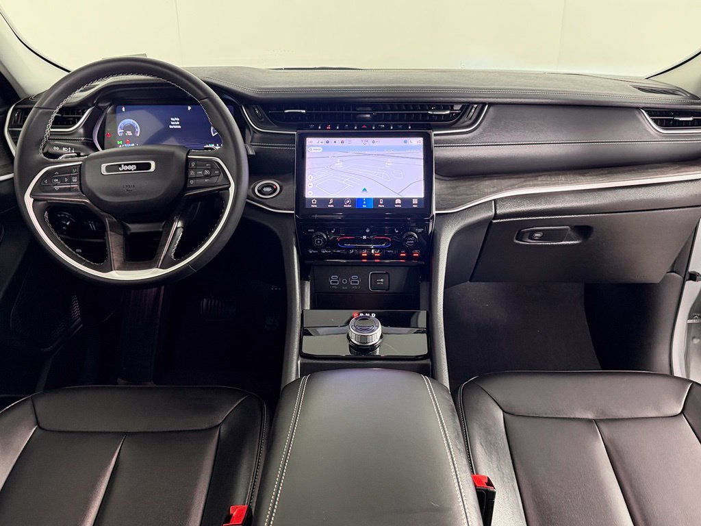 Used 2023 Silver Jeep Limited image 15
