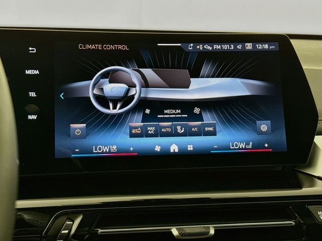 New 2026 Silver Metallic BMW xDrive28i image 16