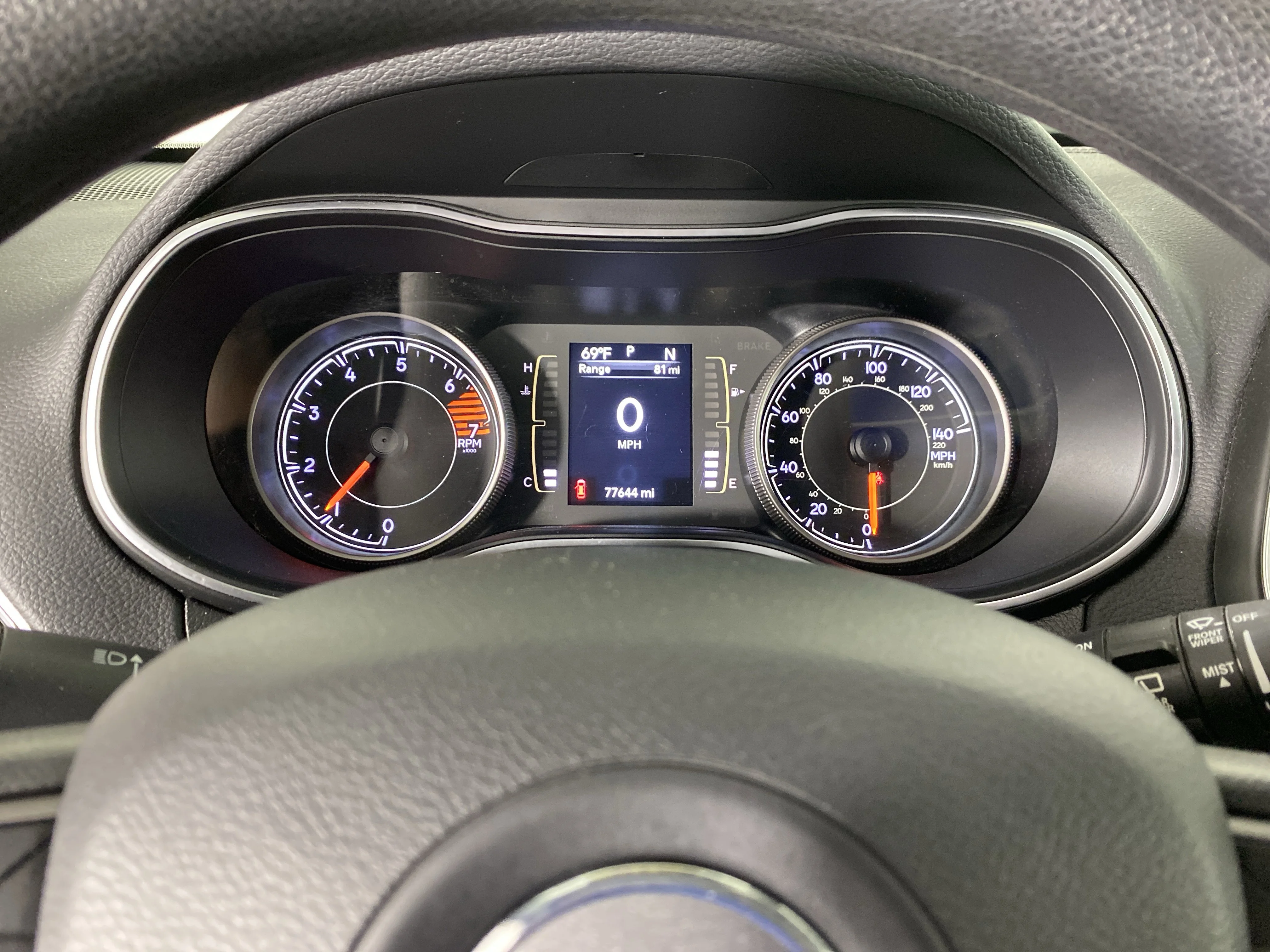 Used 2019 Light Brownstone Pearlcoat Jeep Latitude image 21