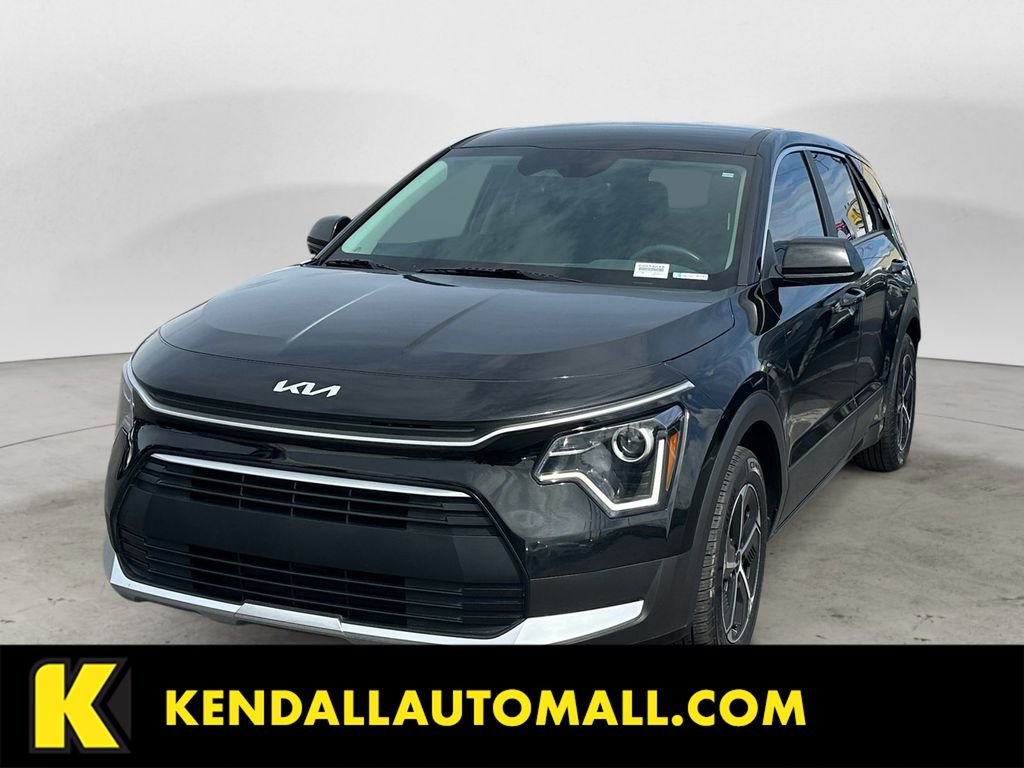 2023 Kia Niro LX HEV's photo