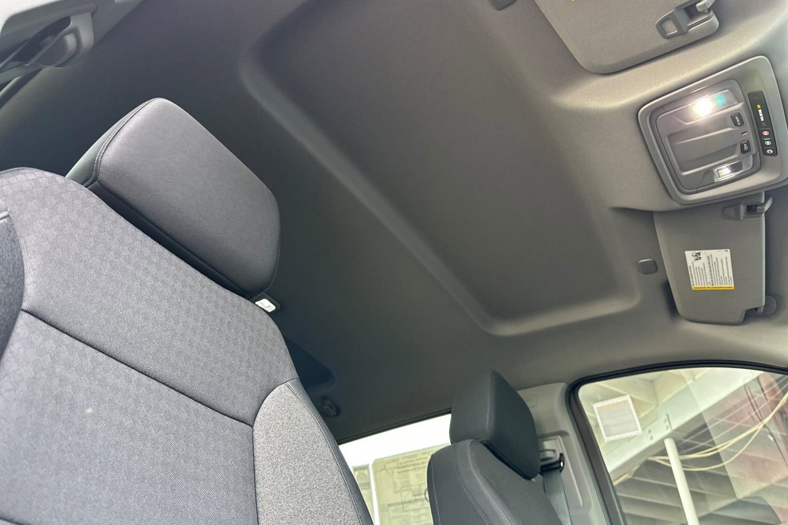 2025 Chevrolet Silverado 1500 Custom - Photo 18