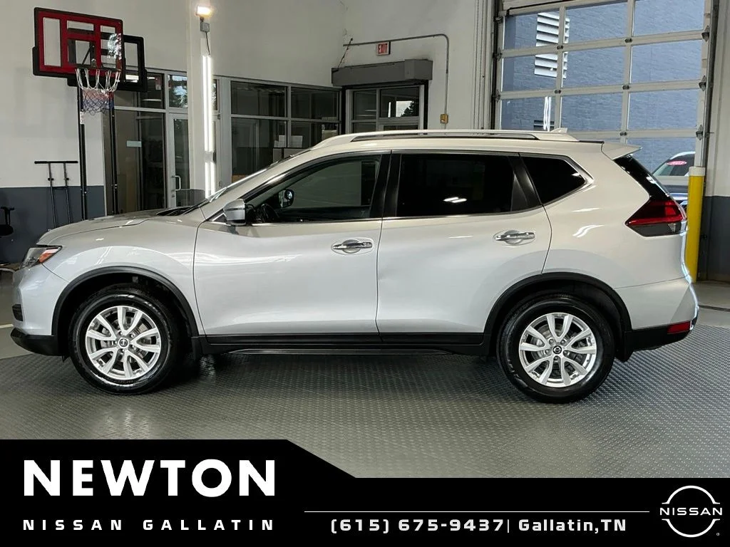 Used 2020 Brilliant Silver Metallic Nissan SV image 3