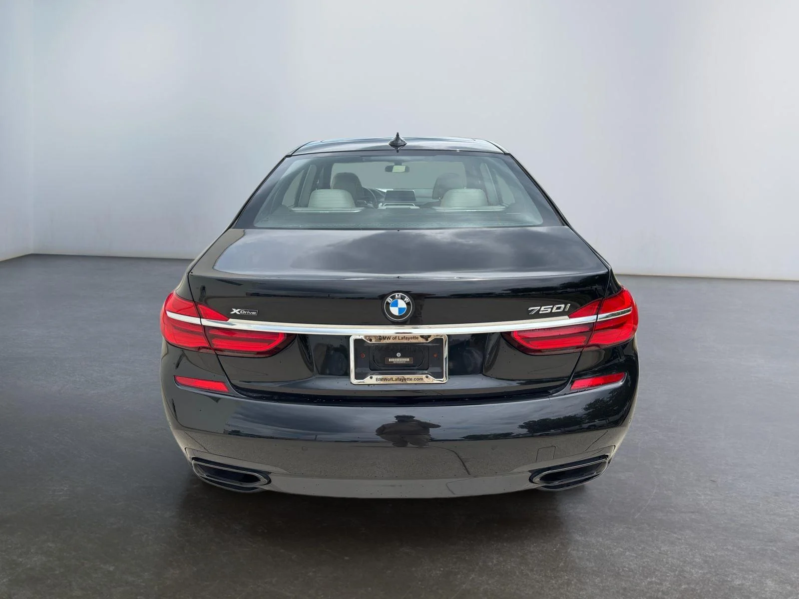 Used 2017 Black Sapphire Metallic BMW 750i xDrive image 14