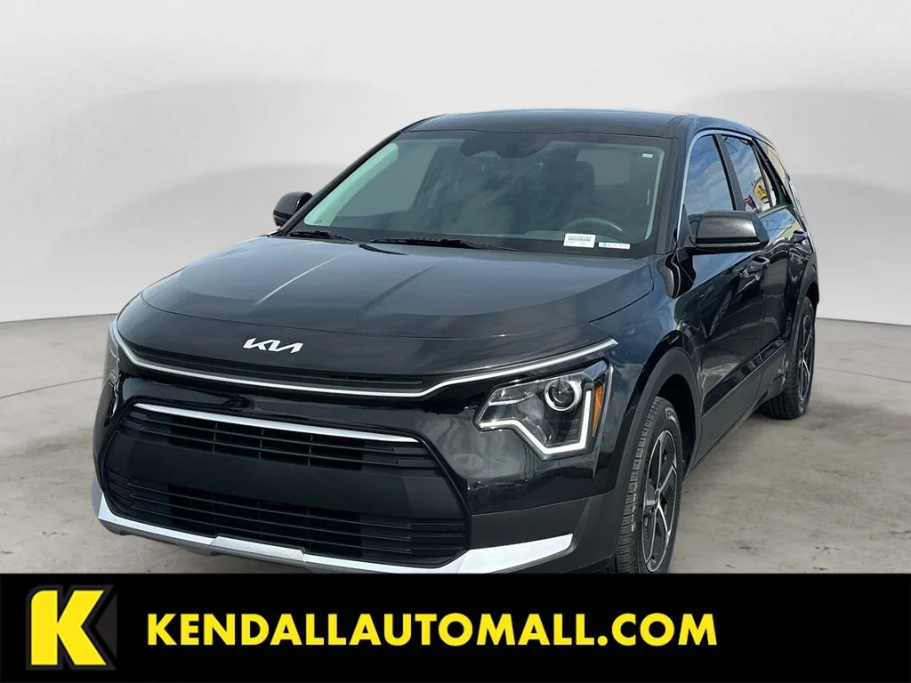 2023 Kia Niro LX HEV's photo