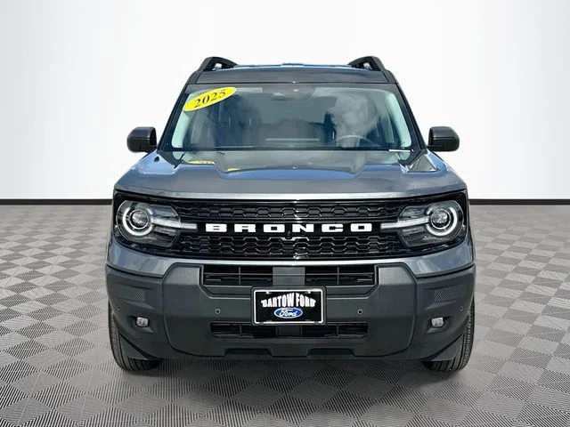 Used 2025 Gray Ford Outer Banks image 2