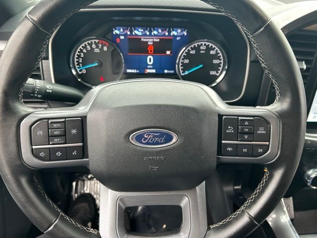 Used 2023 Black Ford XLT image 27