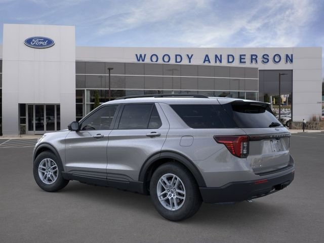 New 2026 Carbonized Gray Metallic Ford Active image 4