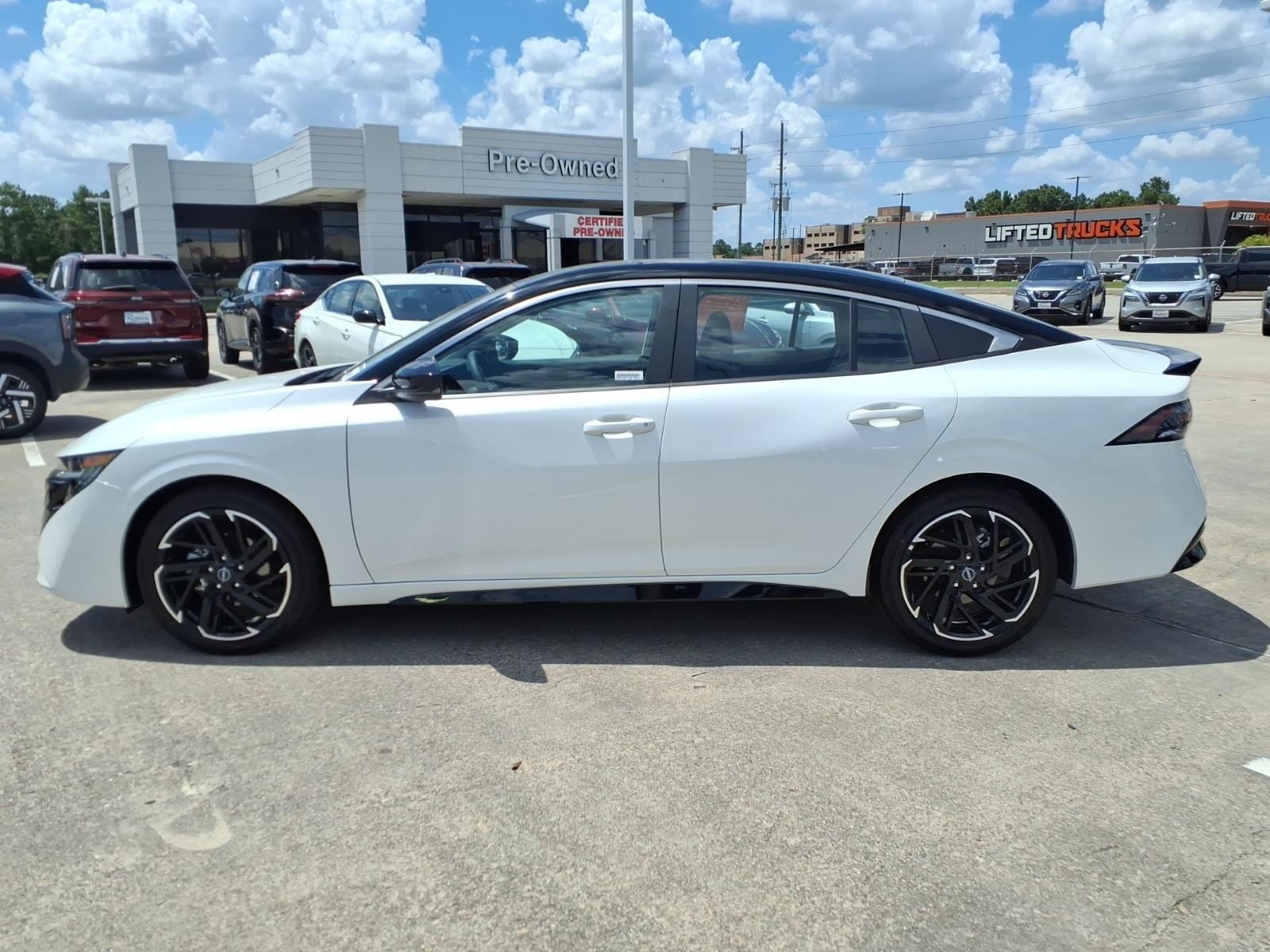 2026 Nissan Sentra SR White at Robbins Nissan