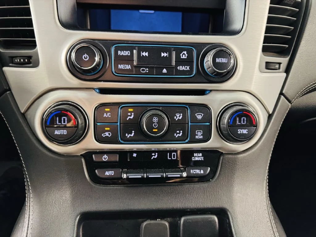 Used 2019 Black GMC SLE image 18