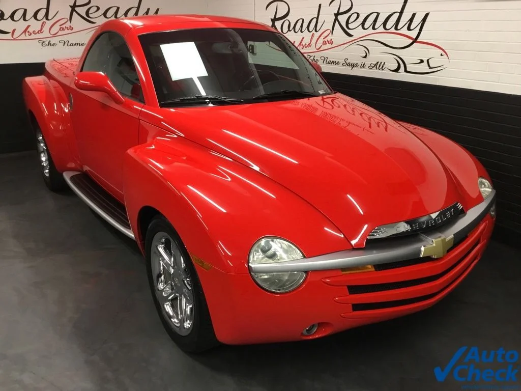 Used 2005 Red Chevrolet Base image 13