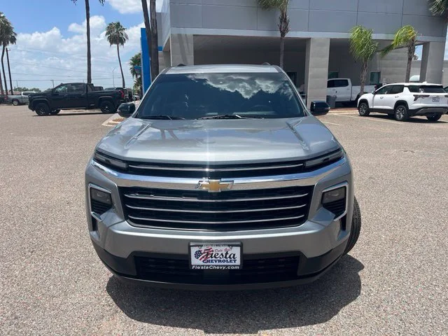 Used 2025 Gray Chevrolet LT image 2