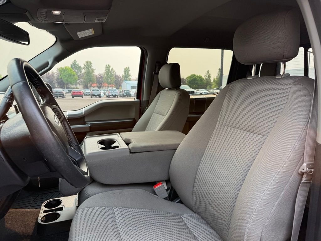 Used 2019 Ruby Red Metallic Tinted Clearcoat Ford XLT image 9