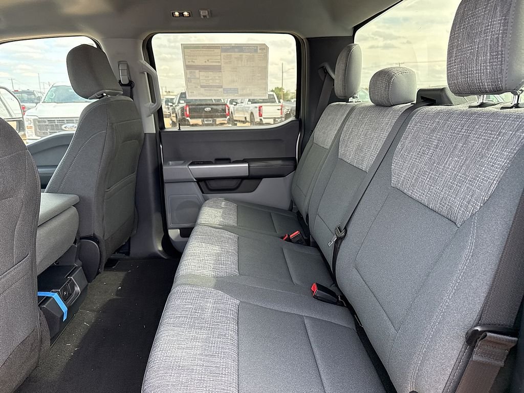 New 2026 Agate Black Metallic Ford F-250® XLT image 17