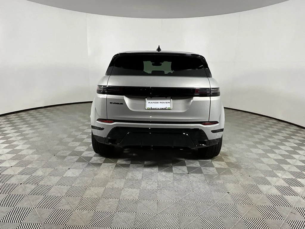 Used 2026 Seoul Pearl Silver Metallic Land Rover Dynamic image 8
