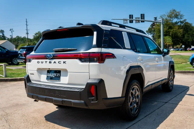 New 2026 Crystal White Pearl Subaru Premium image 18
