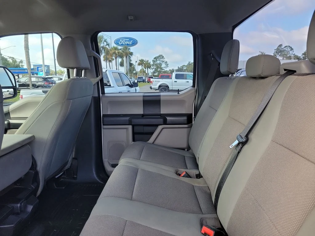 Used 2020 Oxford White Ford XL image 17