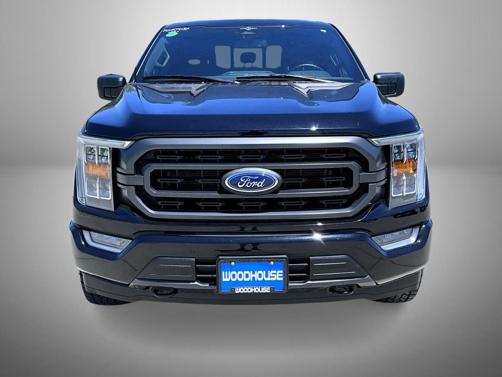 Used 2023 Black Ford XLT image 2