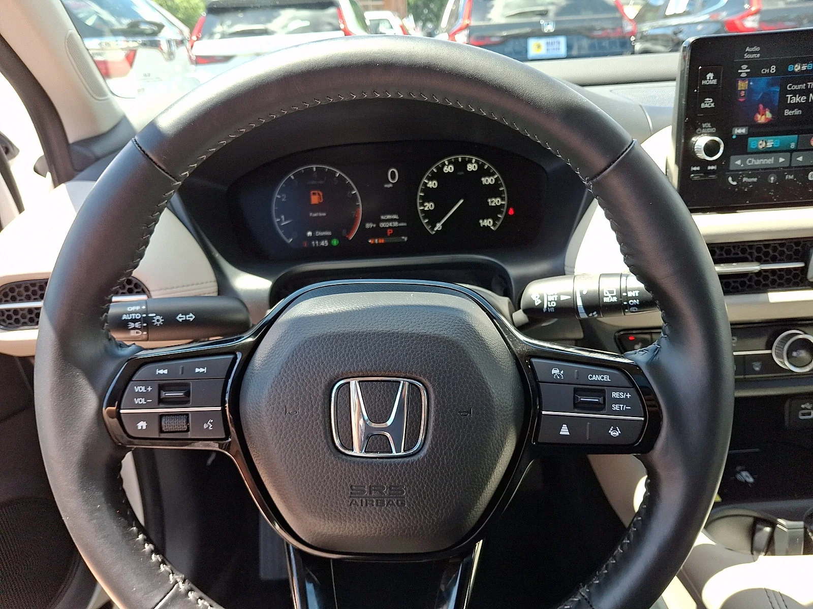 Used 2025 Platinum White Pearl Honda EX-L image 17
