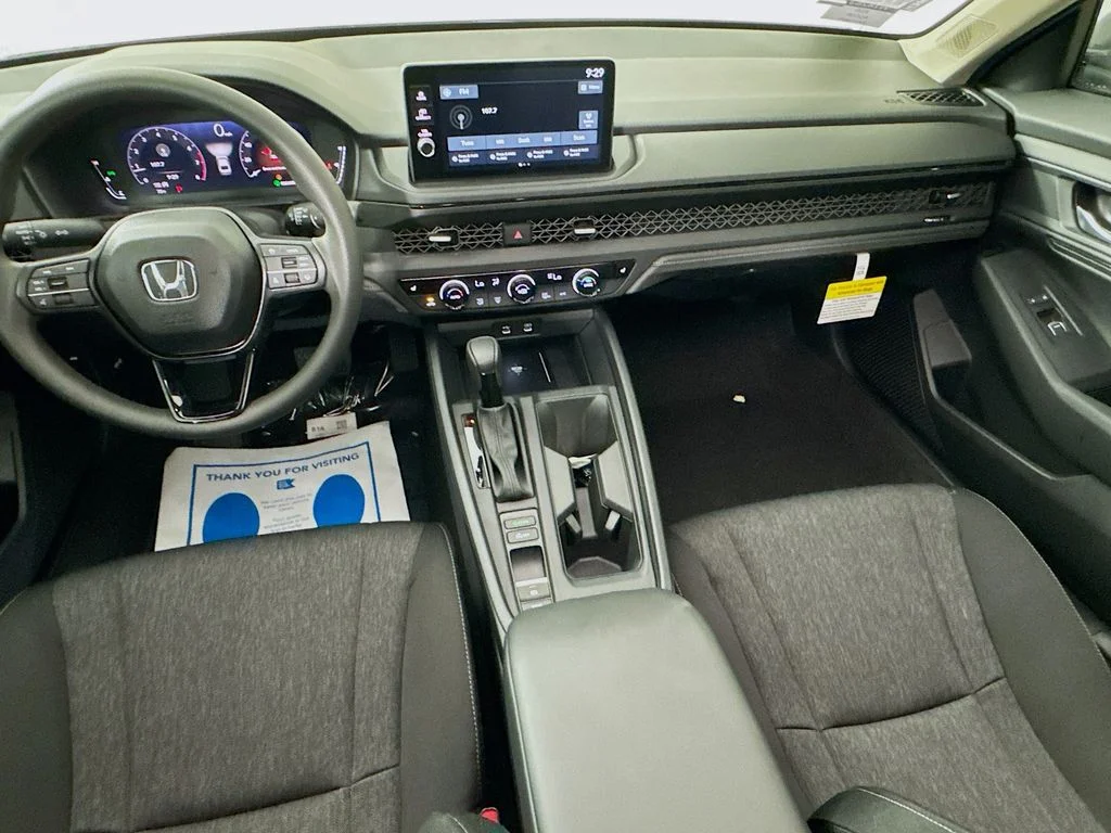 New 2026 Platinum White Pearl Honda SE image 32