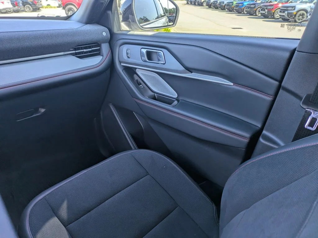 New 2026 Star White Metallic Tri-Coat Ford ST image 20