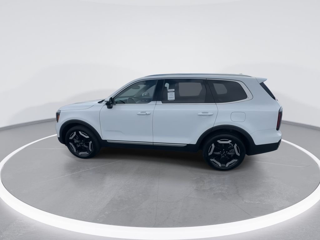 Used 2024 Glacial White Pearl Kia EX image 5