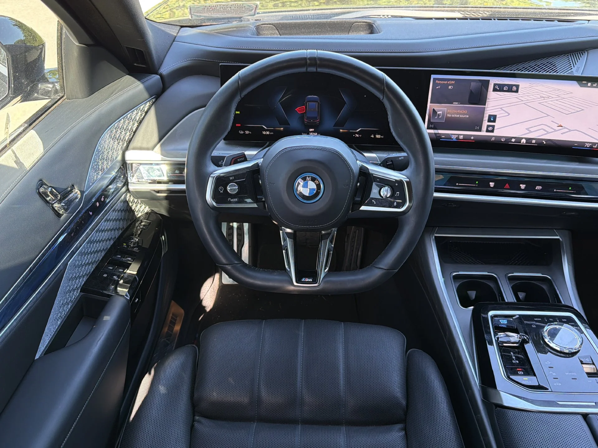 Certified Used 2024 Black Sapphire Metallic BMW xDrive60 image 14