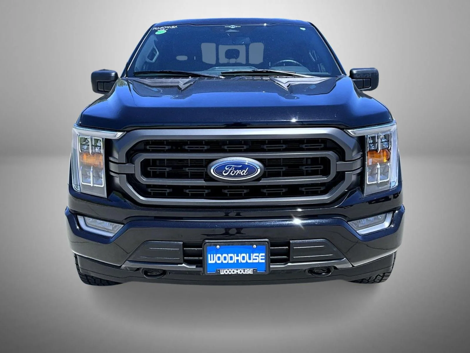 Used 2023 Black Ford XLT image 2