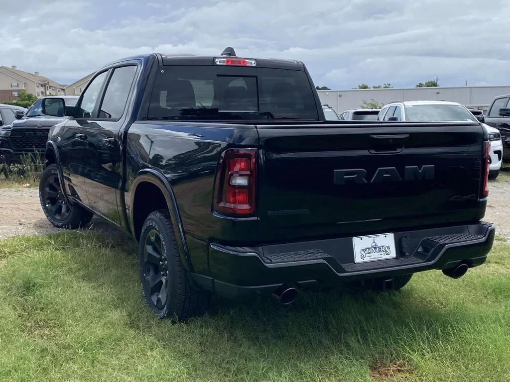 New 2026 Diamond Black Crystal Pearlcoat RAM Big Horn/Lone Star image 35