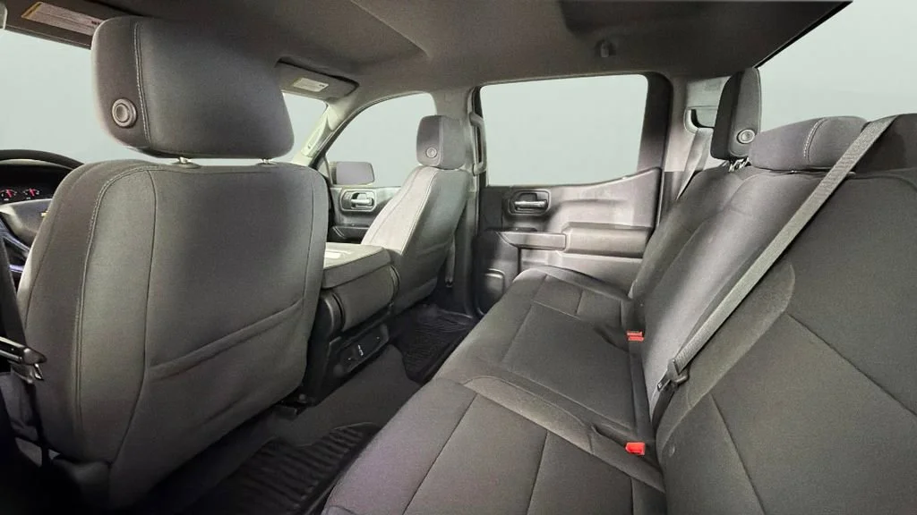 Used 2024 Red Hot Chevrolet Custom image 28