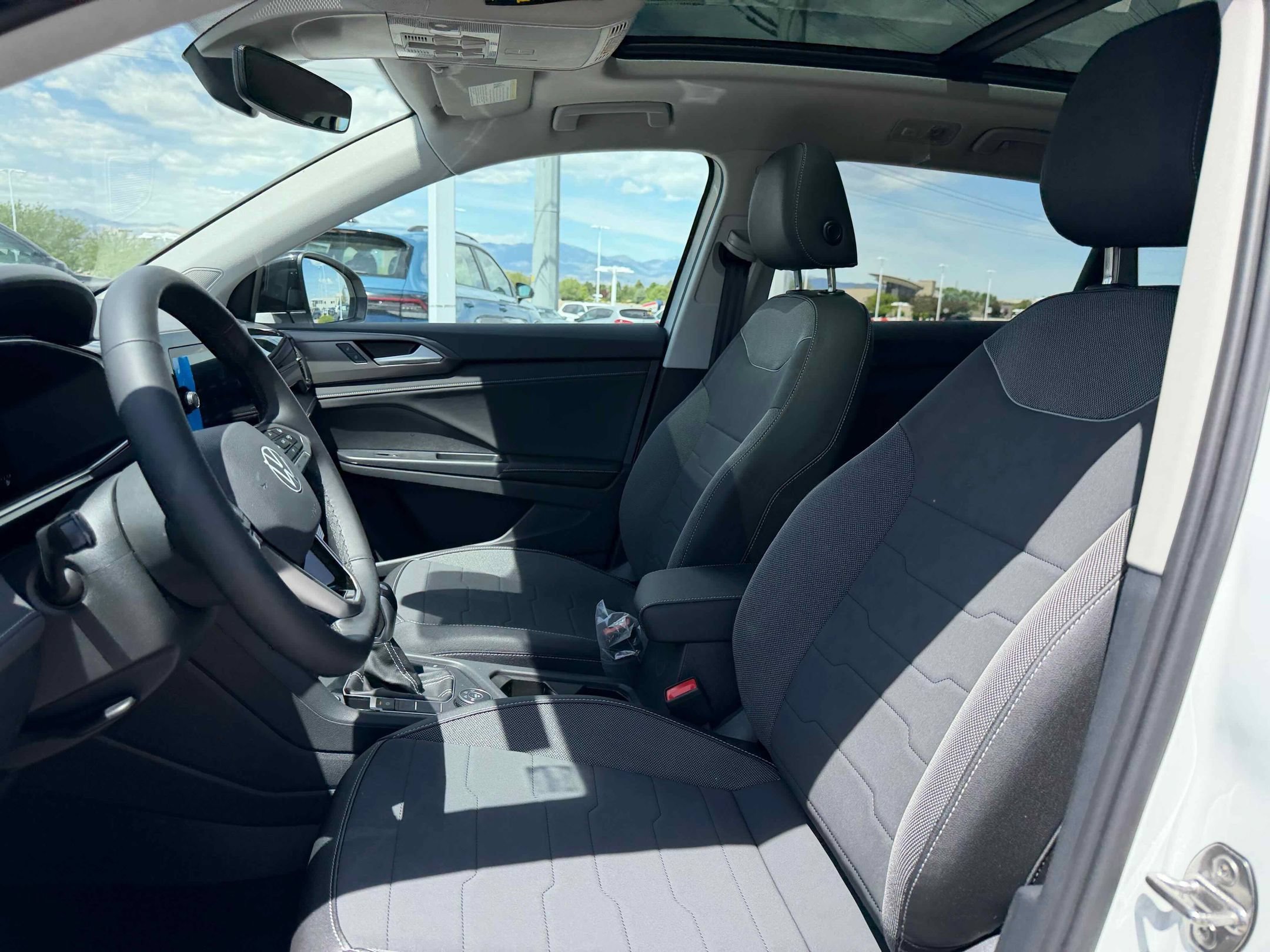 New 2026 Pure White Volkswagen SE Black image 4