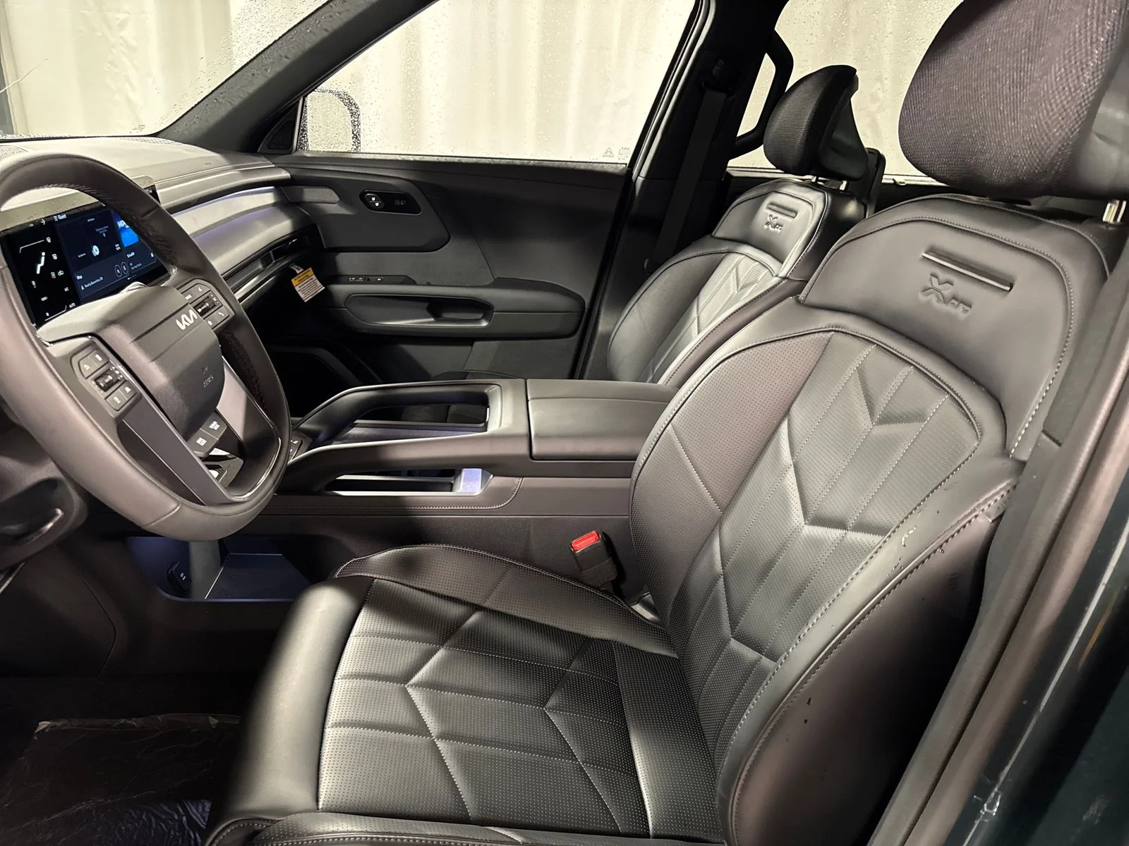 New 2027 Black Jade Green Kia X-Pro SX image 3