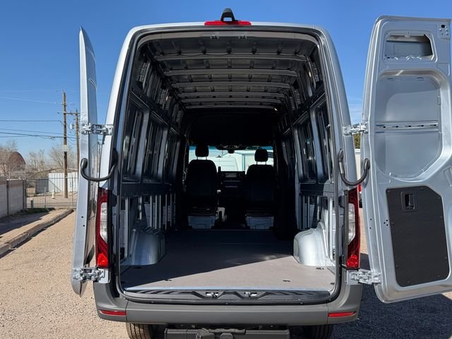 New 2026 high-tech silver metallic Mercedes-Benz Cargo 170 WB image 19