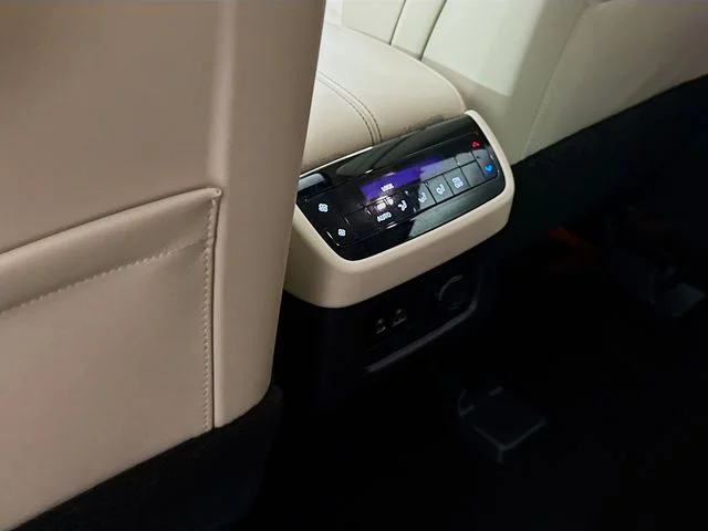 Used 2023 Black INFINITI LUXE image 26