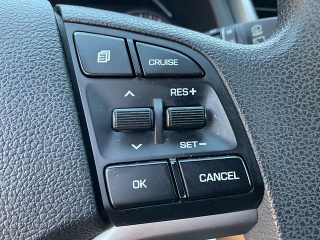 Used 2018 Red Hyundai SEL image 20