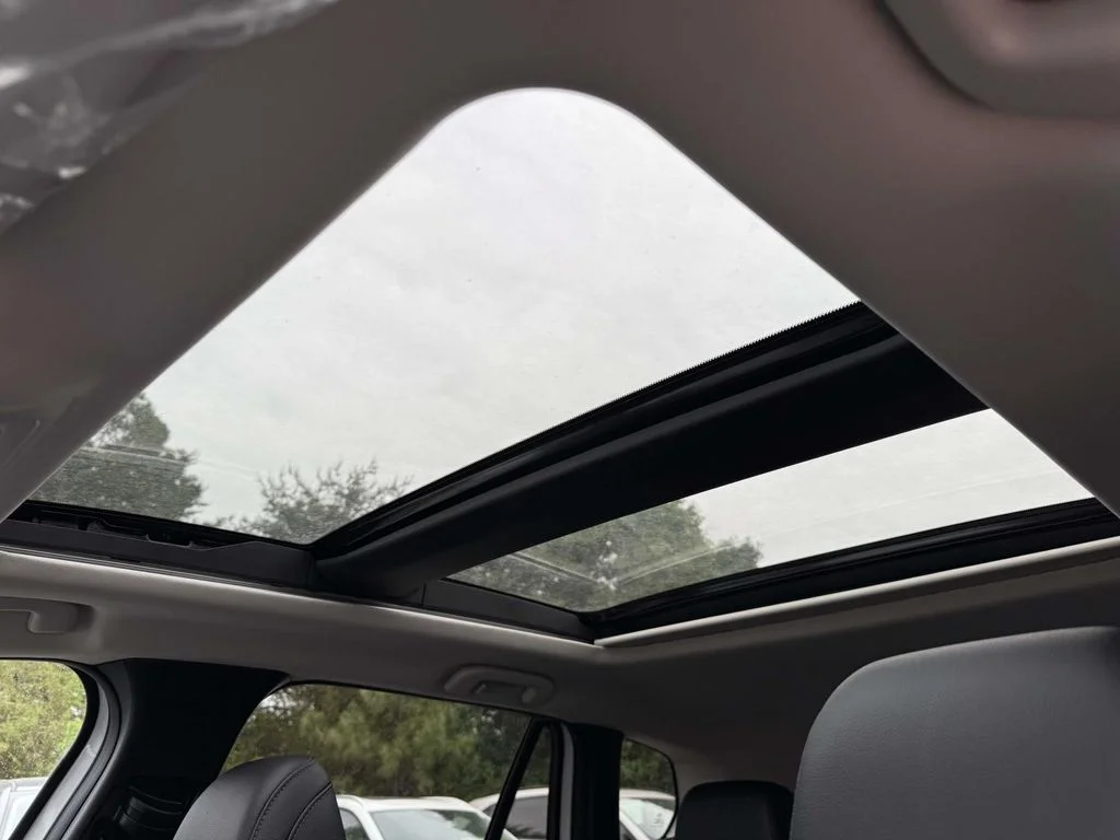 New 2026 Pearl Mazda Premium Plus AWD image 4