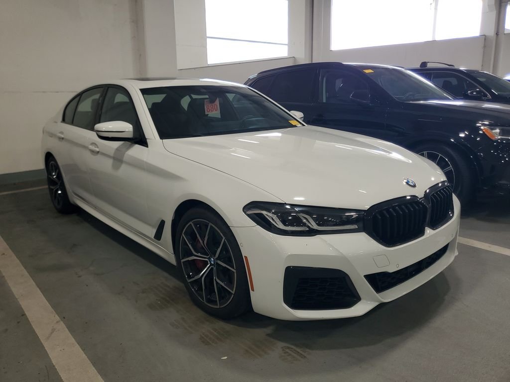Certified Used 2023 Alpine White BMW 540i image 2