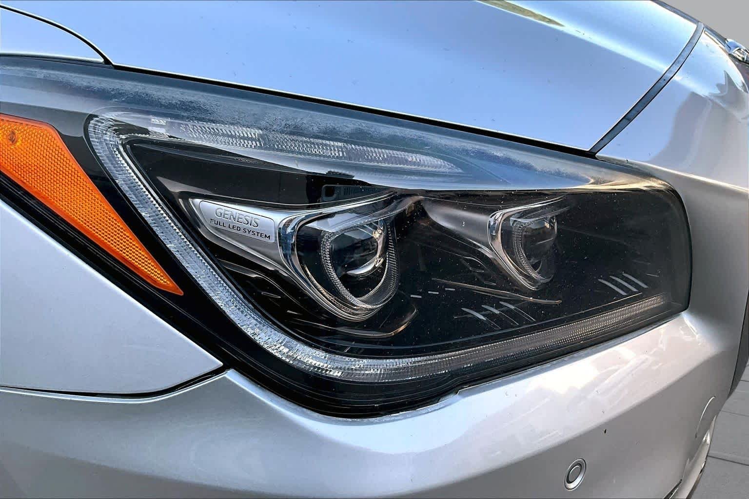 Used 2018 Santiago Silver Genesis 3.8L image 27