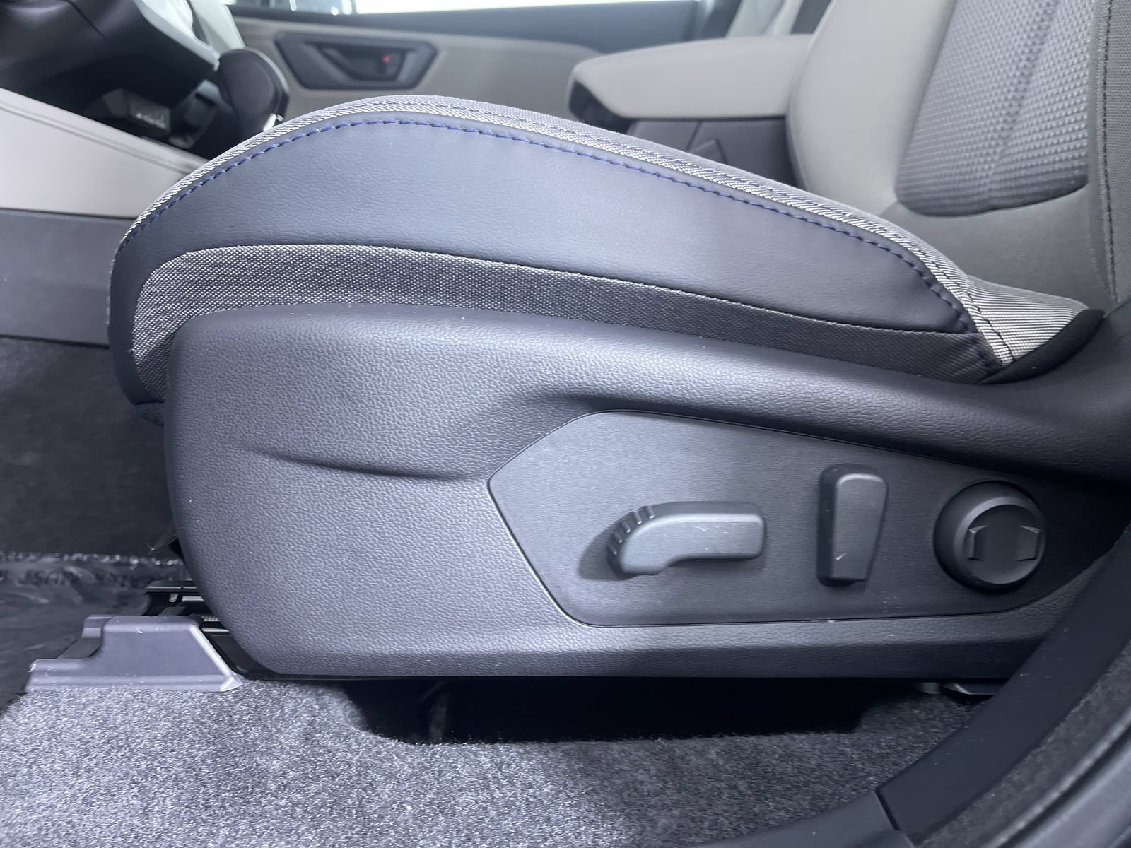 New 2026 MAGNETITE GRAY METALLIC Subaru Premium image 12