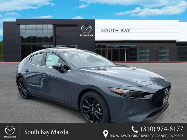 2026 Mazda CX-3 Premium MT 5-Door SKYACTIV's photo