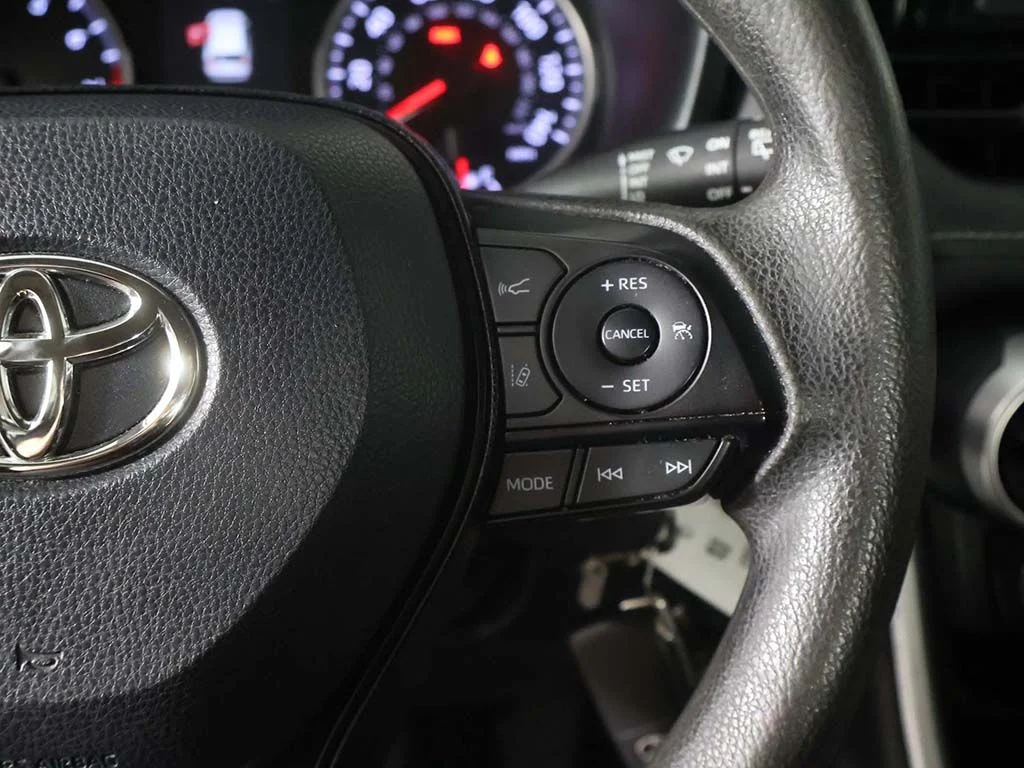 Used 2020 Gray Toyota LE image 36