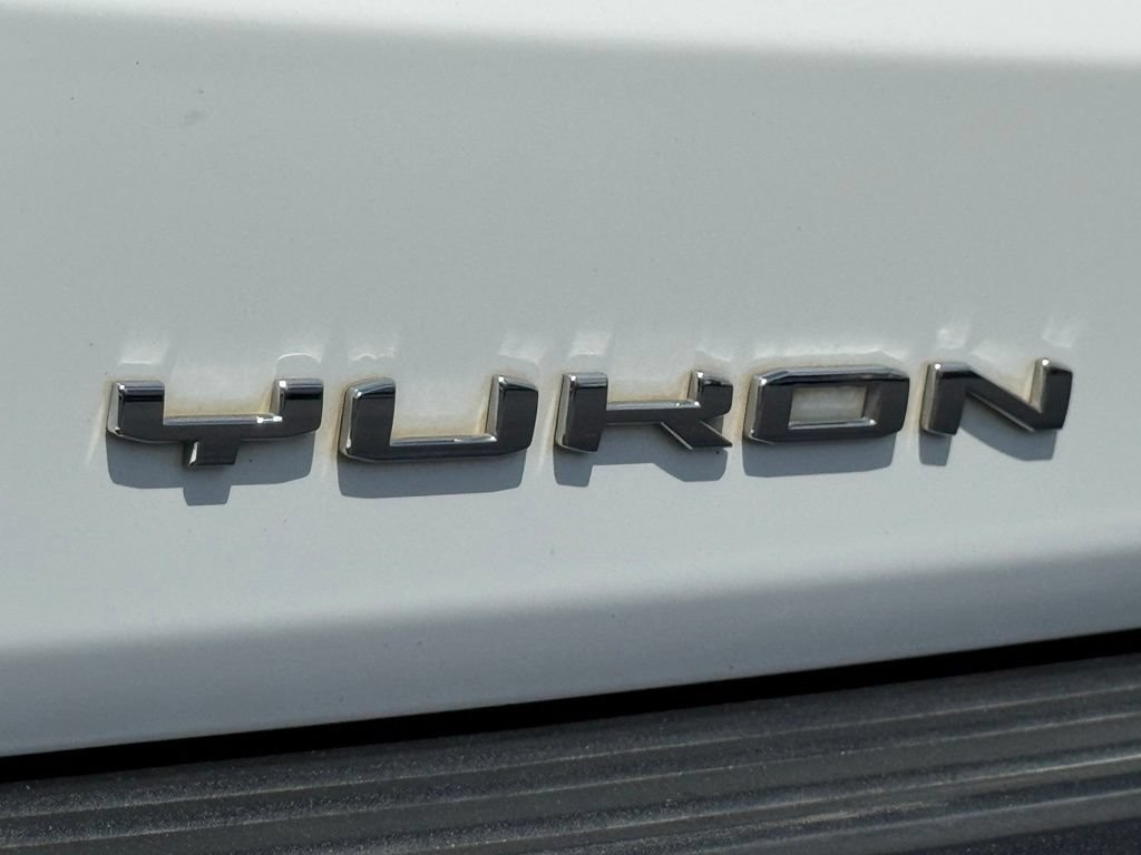 Used 2024 Summit White GMC Denali image 11
