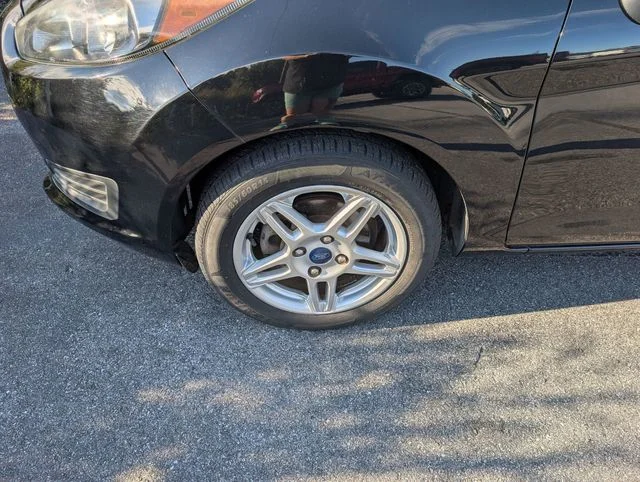 Used 2019 Black Ford SE image 6