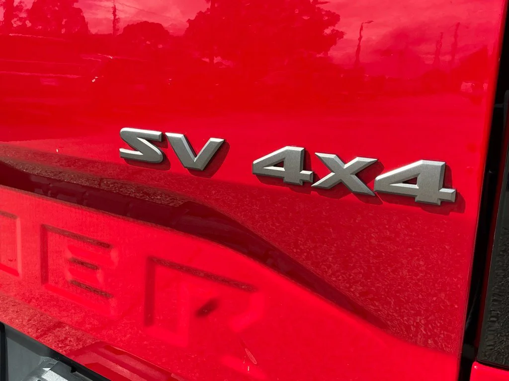 Used 2022 Red Nissan SV image 18